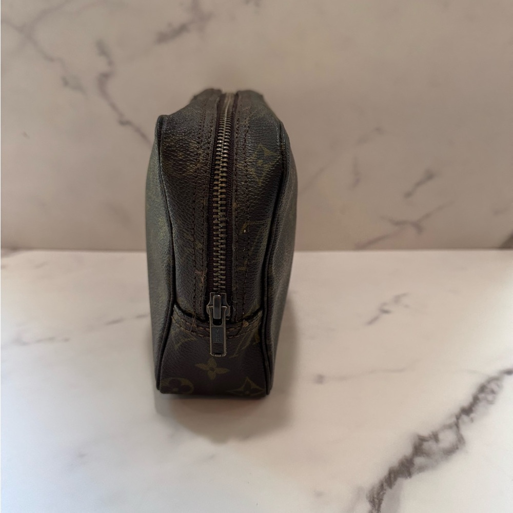 Louis Vuitton Vintage Trousse Toilette 28 Monogram Canvas Cosmetic Pouch - Picture 5 of 11